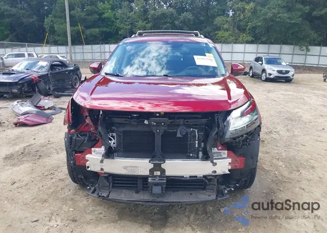 2022 Nissan Pathfinder Platinum 4Wd z USA, uszkodzony, nr VIN 5N1DR3DK0NC242115